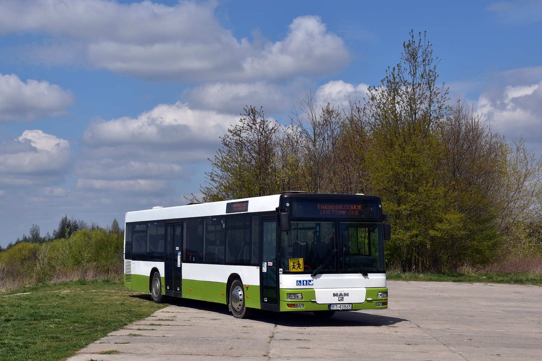 Autobus 1